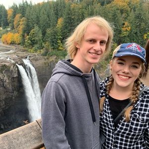 Meet your Posher, Renee